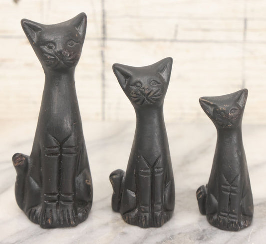 Lot 067 - Vintage Mid Century Three Piece Ceramic Black Cat Tchotchke Grouping