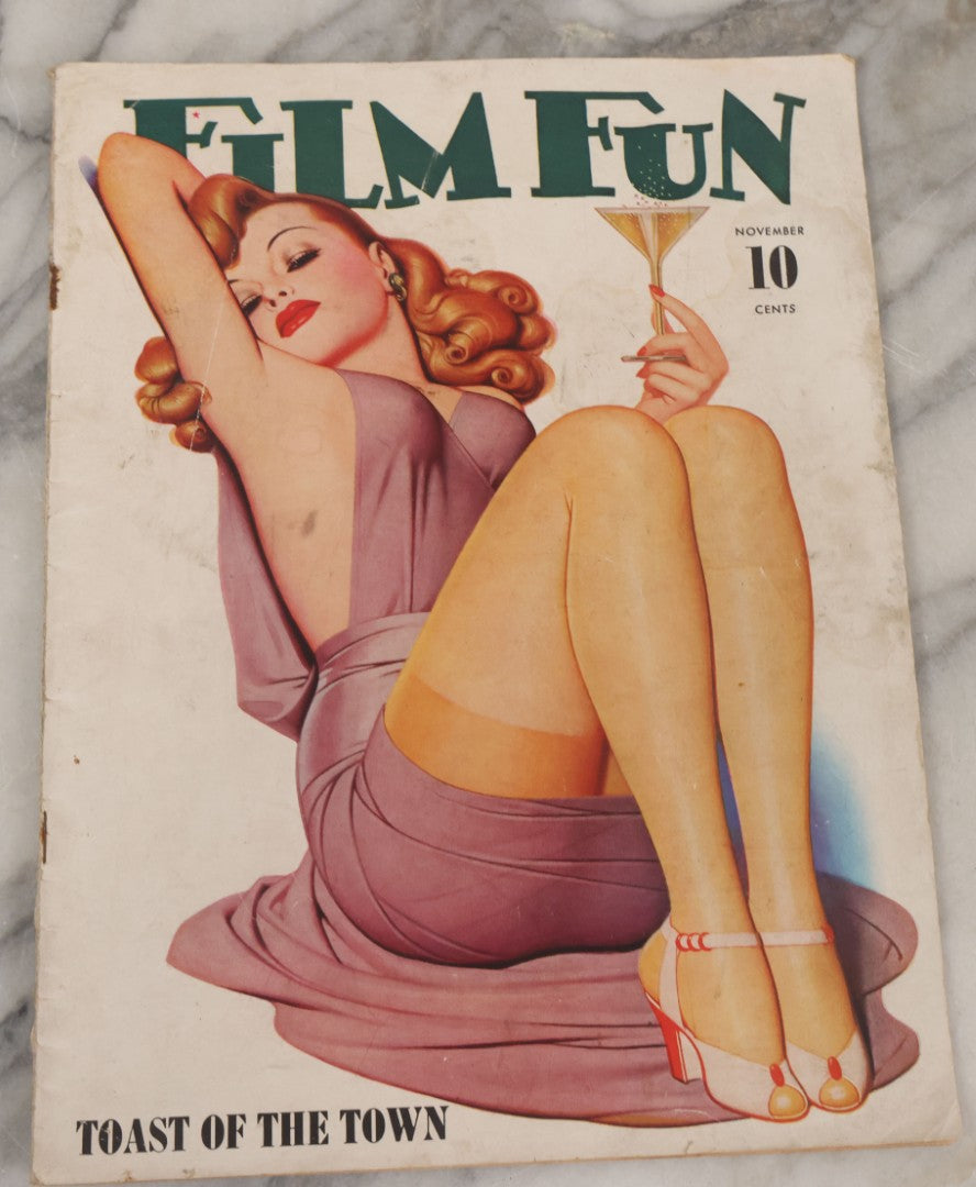 Lot 101 - Grouping Of Five Vintage Entertainment And Novelty Magazines Including Film Fun (Nov 1941), New Movie Magazine (Jan 1930), True Crime (Mar 1962), And True Detective (Sept 1951 & June 1954)