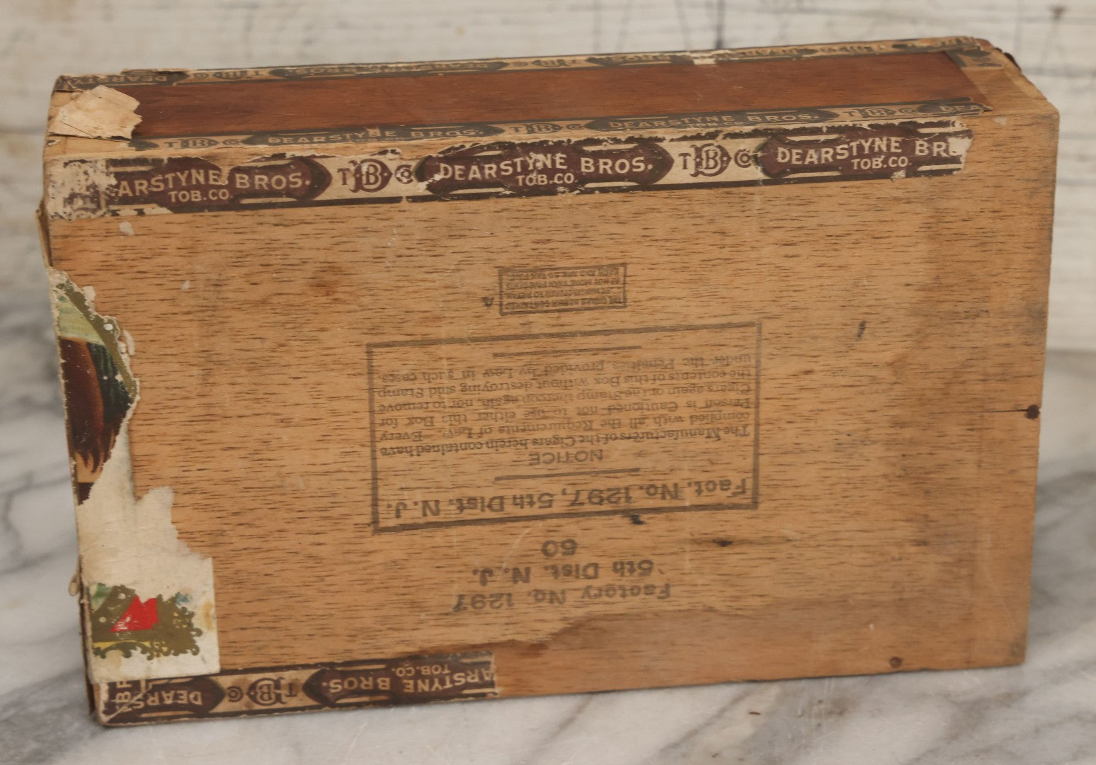 Lot 115 - Antique Wooden Cigar Box For "Seal Skin" Cigars, Manufactured By Dearstyne Bros. Tobacco Co., Albany, New York, With Lithographed Interior And Exterior Labels With Arctic Seal Graphics