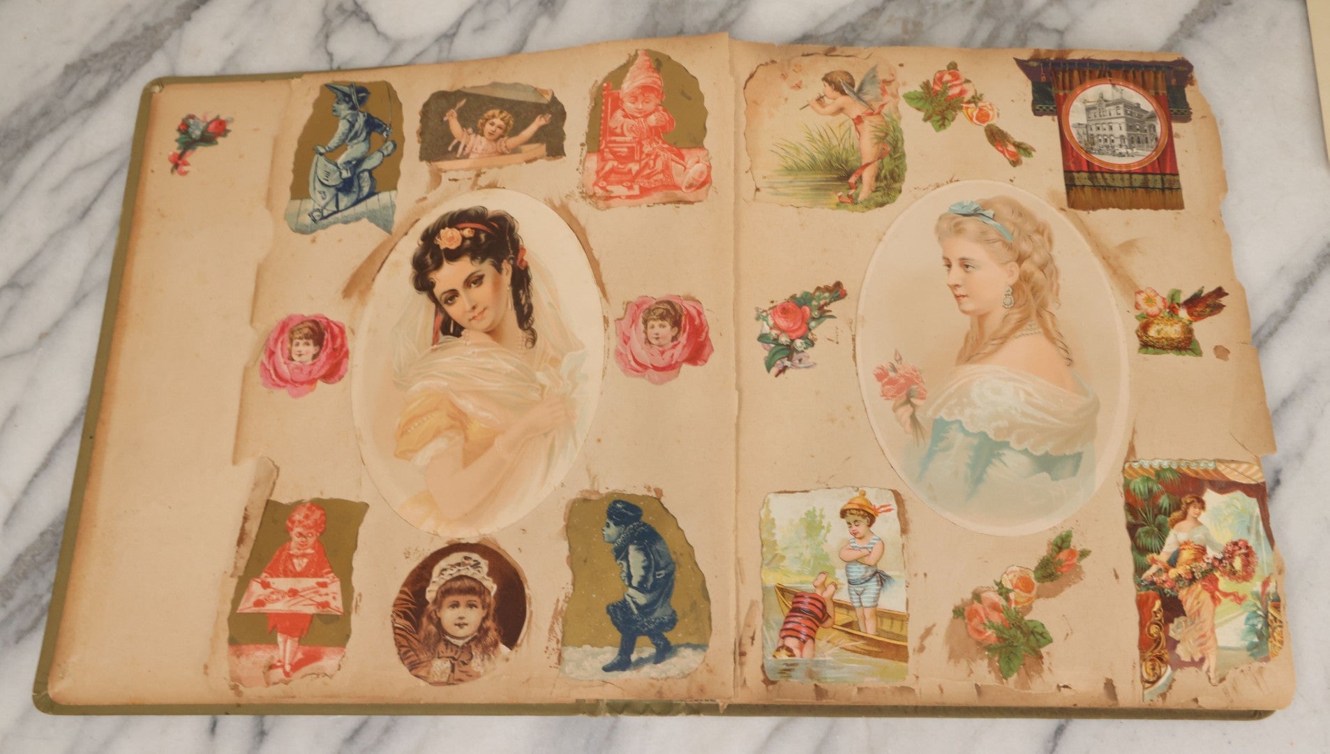 Lot 118 - Antique Victorian Scrapbook Album Green Cover, Silver Daisy Motif, With Many Lithographed Trade Cards, Holiday Cards, And Die Cuts, 90+ Pieces, Including Several Loose Cards