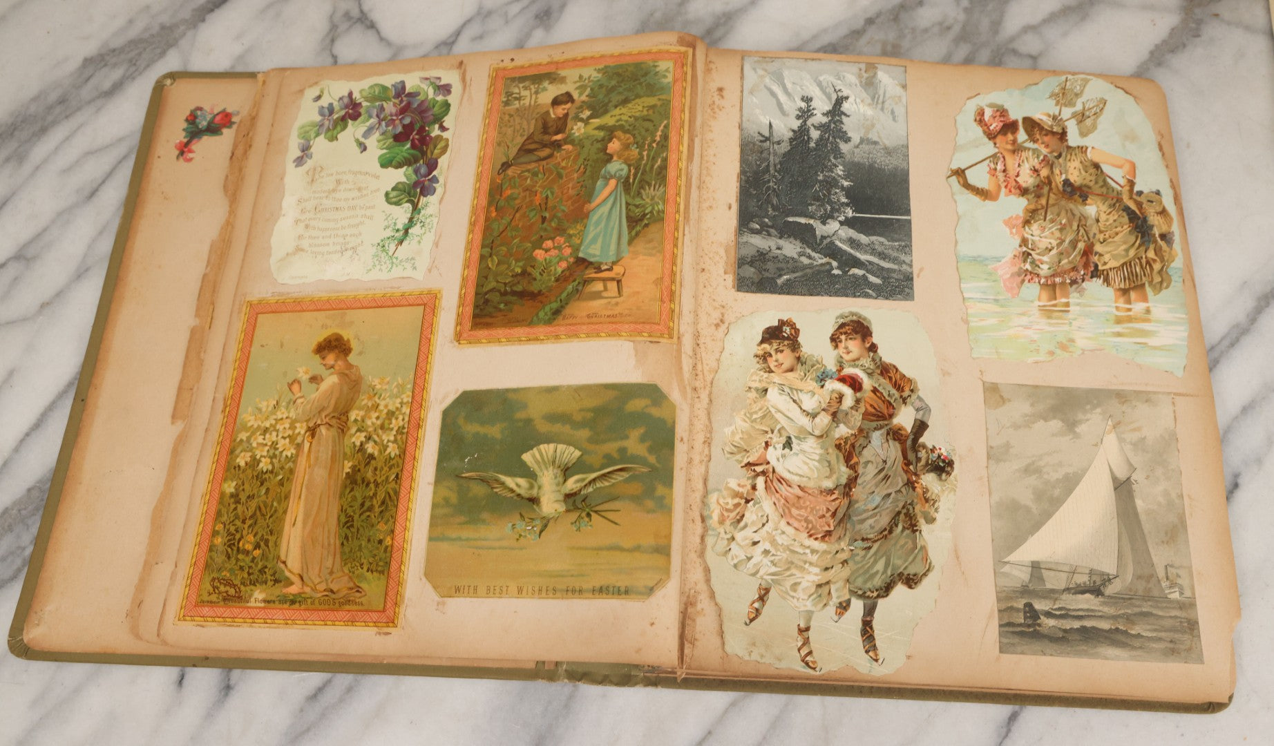 Lot 118 - Antique Victorian Scrapbook Album Green Cover, Silver Daisy Motif, With Many Lithographed Trade Cards, Holiday Cards, And Die Cuts, 90+ Pieces, Including Several Loose Cards