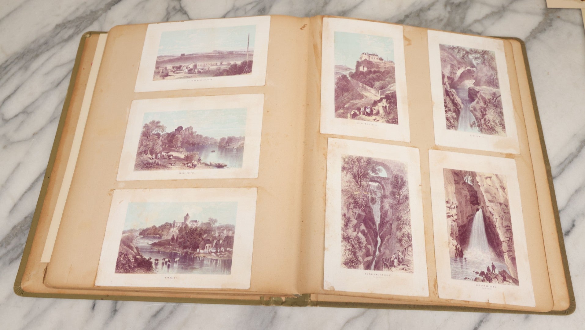 Lot 118 - Antique Victorian Scrapbook Album Green Cover, Silver Daisy Motif, With Many Lithographed Trade Cards, Holiday Cards, And Die Cuts, 90+ Pieces, Including Several Loose Cards