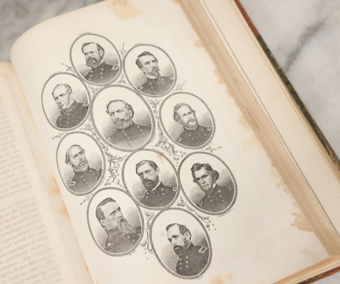 Lot 155 - "The History Of The Civil War In The United States: Its Cause, Origin, Progress And Conclusion" Antique Book By Samuel M. Schmucker, Illustrated With 150+ Portraits Of Generals, Battle Scenes, Maps, Etc., Jones Brothers & Co. Publishers, 1865