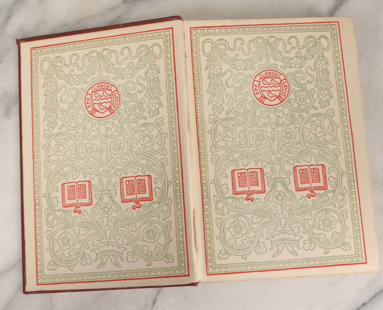 Lot 158 - "Famous Actresses Of The Day" Antique Illustrated Book By Lewis C. Strang, L.C. Page & Company, Publishers, Boston, 1906