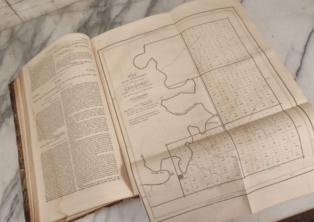 Lot 164 - "Documents, Legislative And Executive, [...] In Relation To The Public Lands" Early American Congressional Reference Volume Edited By Walter Lowrie, Secretary Of The Senate, Duff Green, Printer, Washington, 1834, Note Cover Mostly Detached