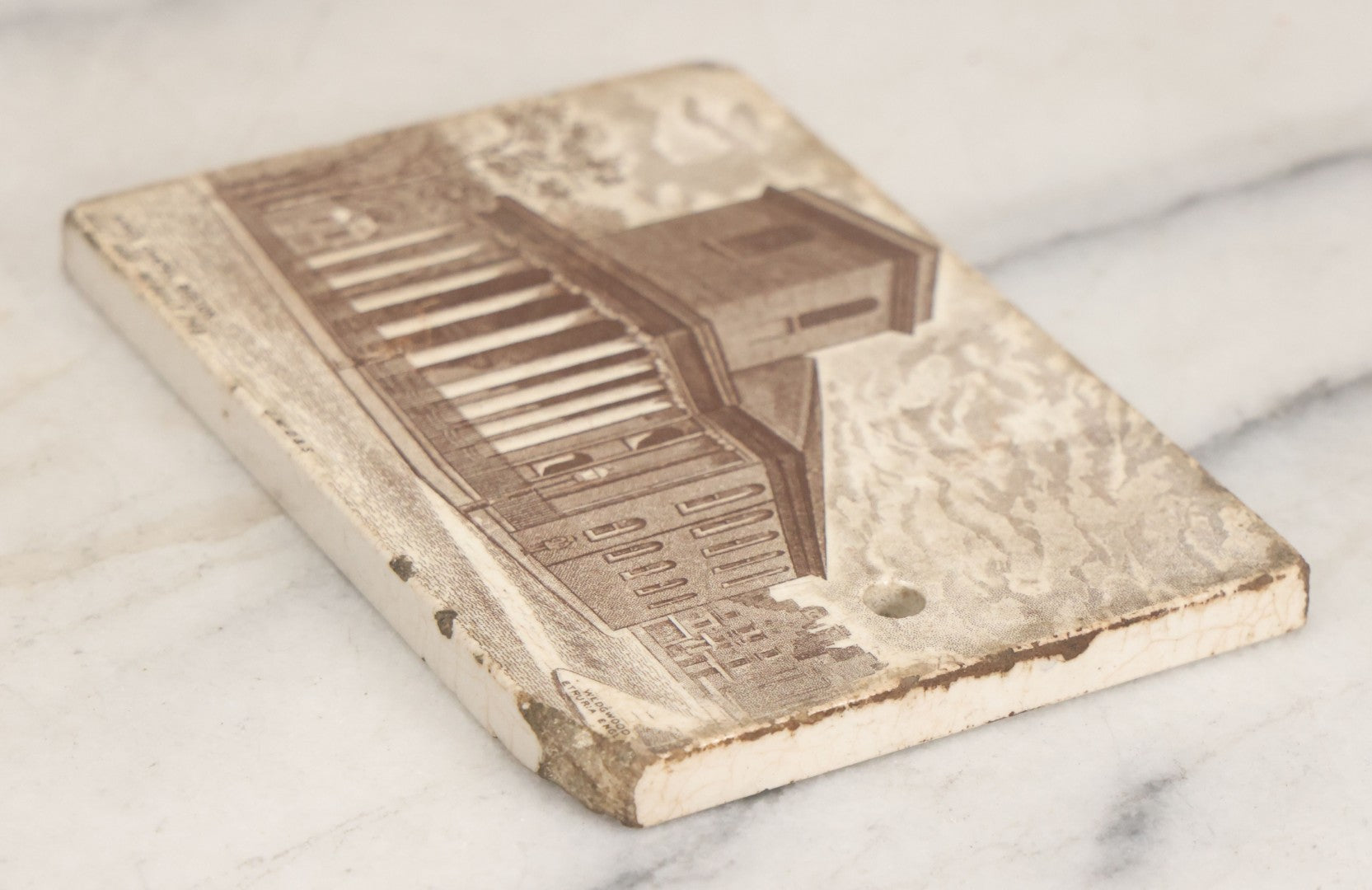 Lot 092 - Antique 1898 Calendar Tile With Image Of King's Chapel, Boston, Advertising Jones, McDuffee & Stratton Co., Pottery Merchants, Boston, Manufactured By Wedgwood, Etruria, England