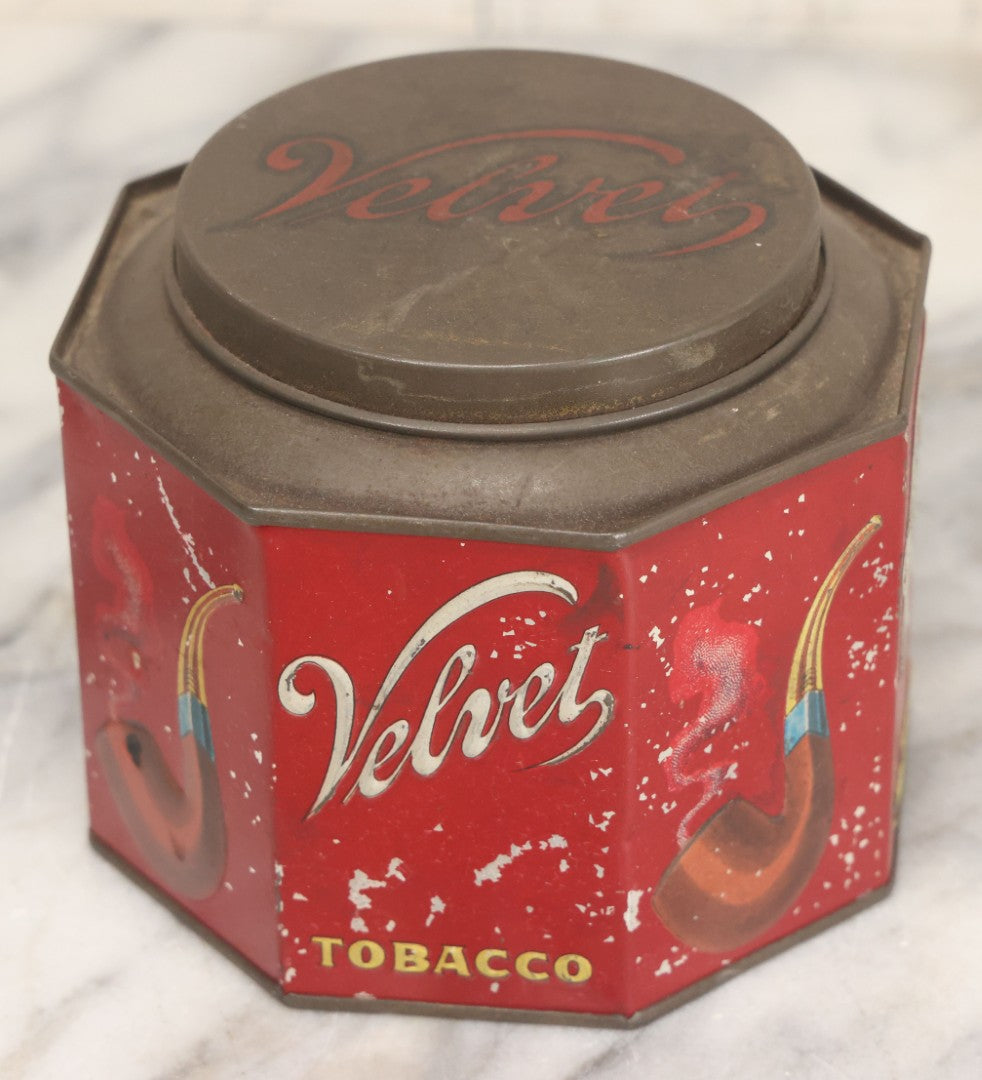 Lot 101 - Vintage Lithographed Octogonal Advertising Tin For Velvet Tobacco, With Original Lid, Pipe Graphics, Manufactured By Spaulding & Merrick, Chicago, Illinois