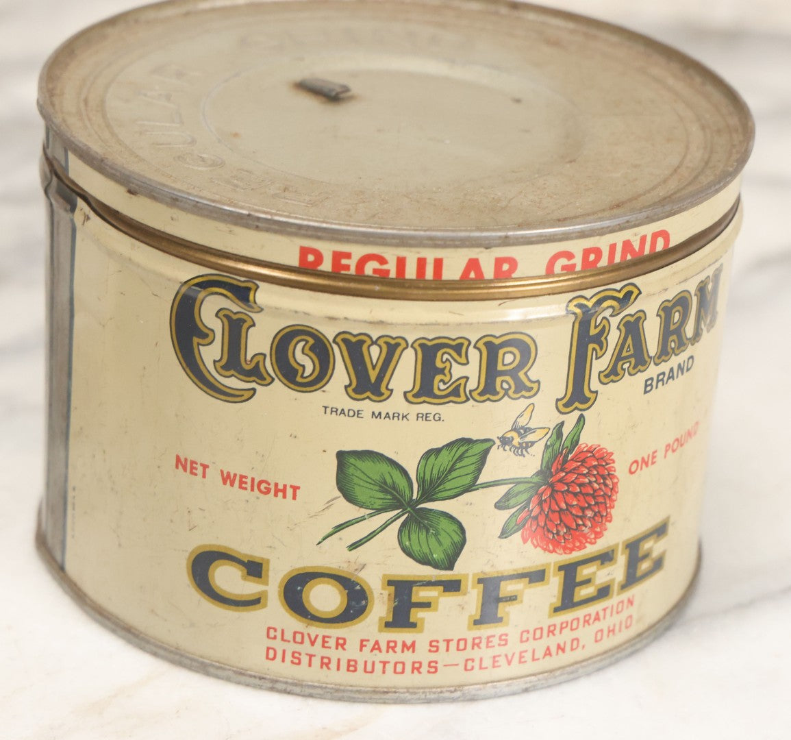 Lot 102 - Grouping Of Three Vintage Lithographed Advertising Tins Including Monarch Tea, Clover Farm Coffee, And Franklin's Famous Java Coffee