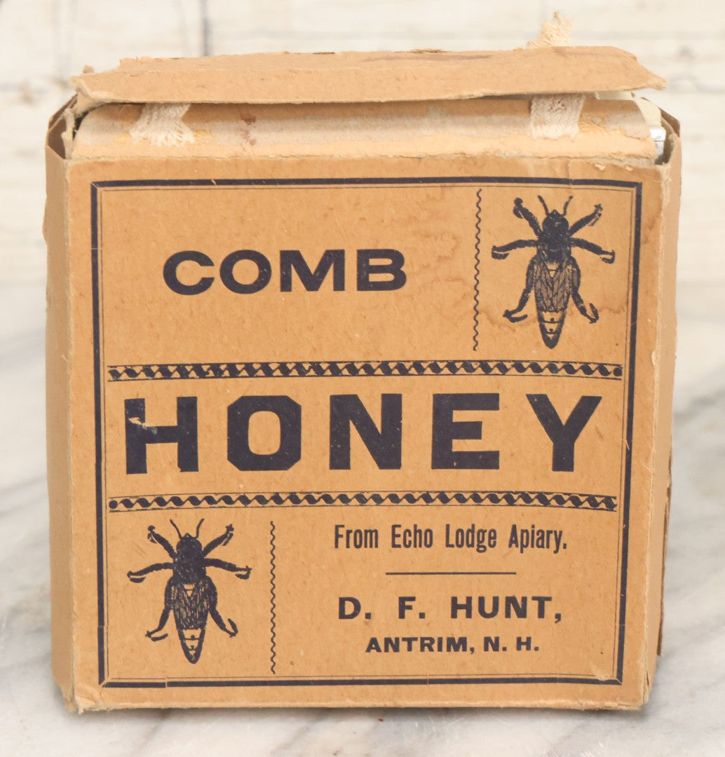 Lot 103 - Antique Paper Board Advertising Box For Comb Honey From Echo Lodge Apiary, D.F. Hunt, Antrim, New Hampshire, With Bee Graphics