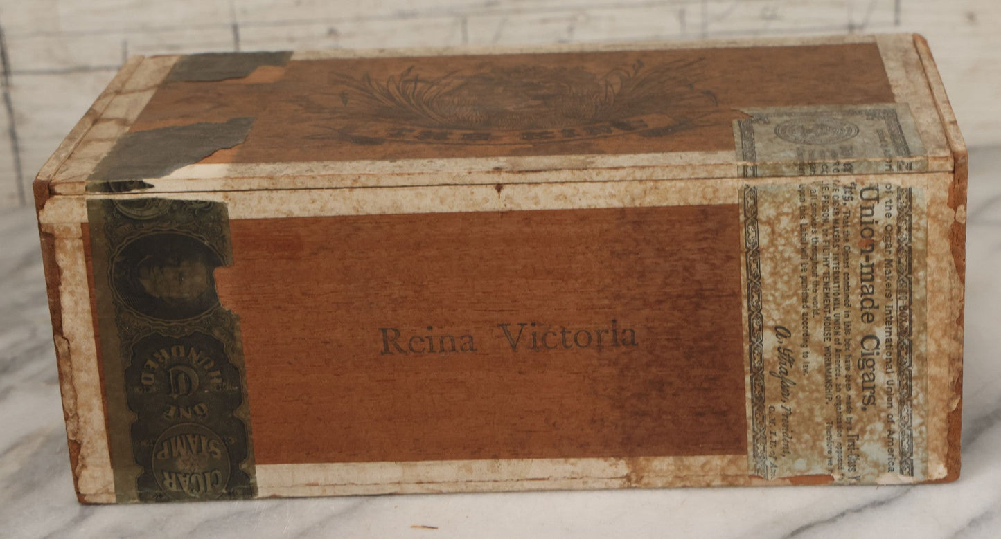 Lot 112 - Antique Wooden Cigar Box For "The King" Cigars, With Lithographed Interior And Exterior Labels With Lion And Crown Graphics, Lithographed By F. Heppenheimer's Sons, New York