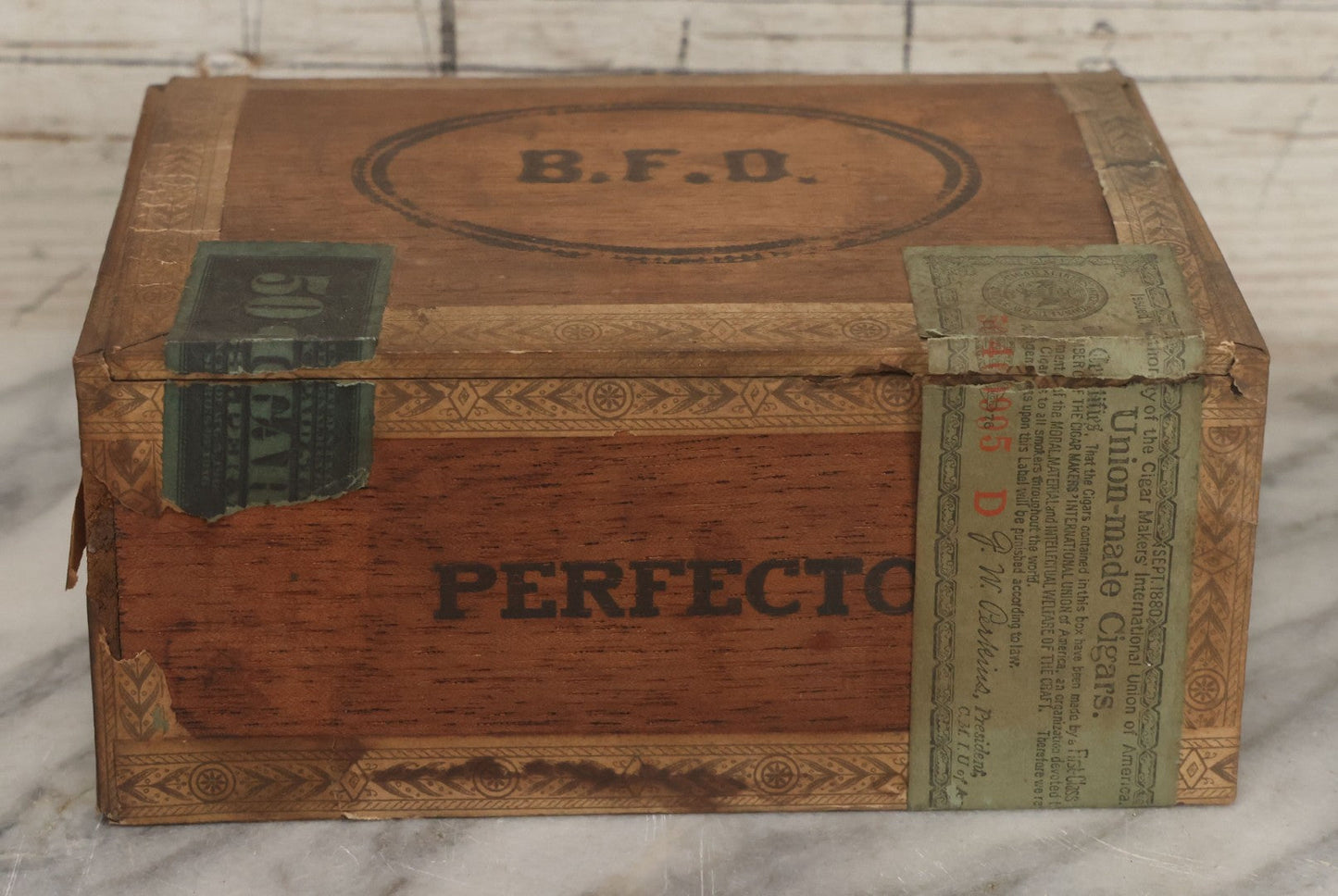 Lot 114 - Antique Wooden Cigar Box For "B.F.D." Cigars, Sold By Wilfred F. Root, Pharmacist, Brattleboro, Vermont, With Lithographed Interior And Exterior Labels With Brattleboro Combination No. 1 Fire Engine Graphics