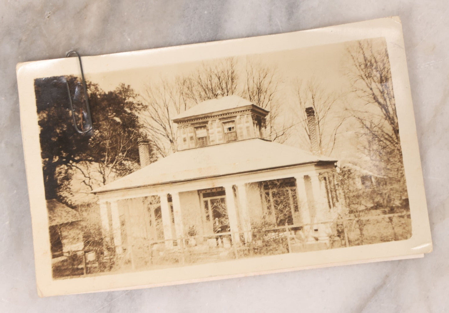 Lot 103 - Grouping Of Five Interesting Vintage Snapshot Photographs Including Middle Eastern Scenes, A Train Locomotive, And The Home Of Dr. Bruce Coloma