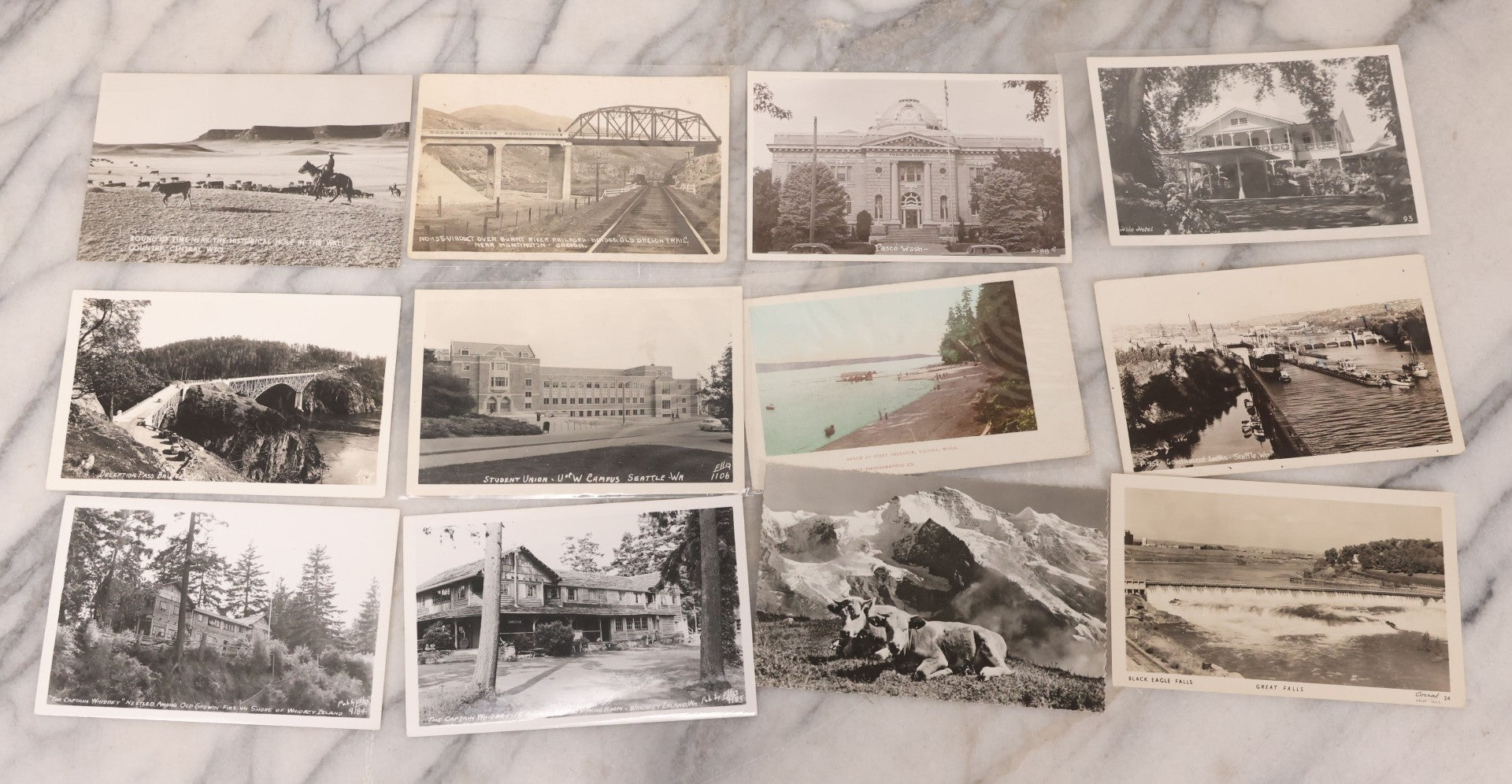 Lot 109 - Grouping Of Twelve Antique And Vintage Landmark And Travel Postcards Of Western States, Including Locations In Washington And Oregon