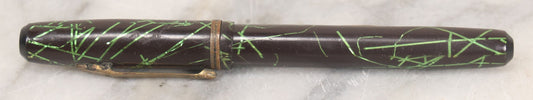 Lot 035 - Vintage Black Fountain Pen With Green Foil Strand Decoration, Manufactured By Wearever Pen Company, With Original Cap, Untested