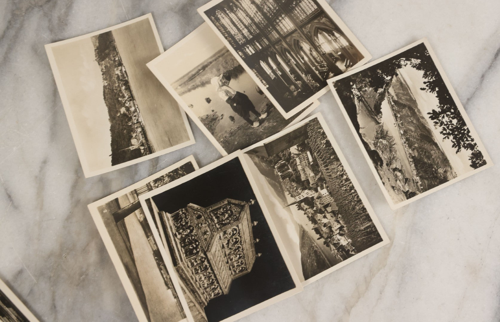 Lot 089 - Grouping Of 32 Souvenir Black And White Photographs From Europe, Including Cathedrals, Bridges, Architecture And More