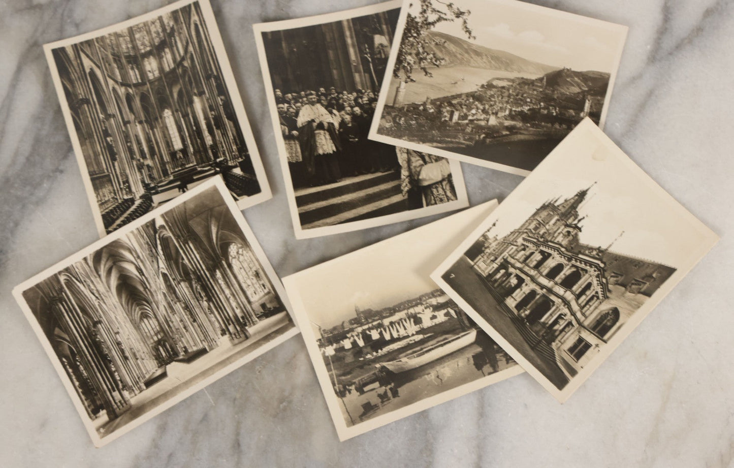 Lot 089 - Grouping Of 32 Souvenir Black And White Photographs From Europe, Including Cathedrals, Bridges, Architecture And More