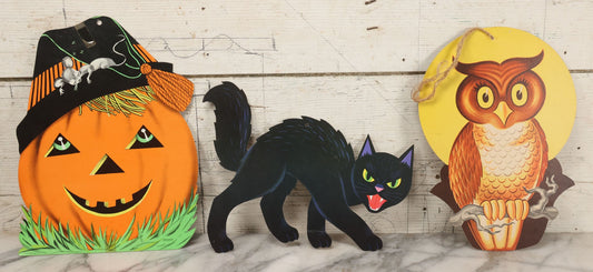 Lot 072 - Grouping Of Three Vintage Die Cut Halloween Decorations Including Owl, Jack-O-Lantern, And Black Cat, By Carrington And Others