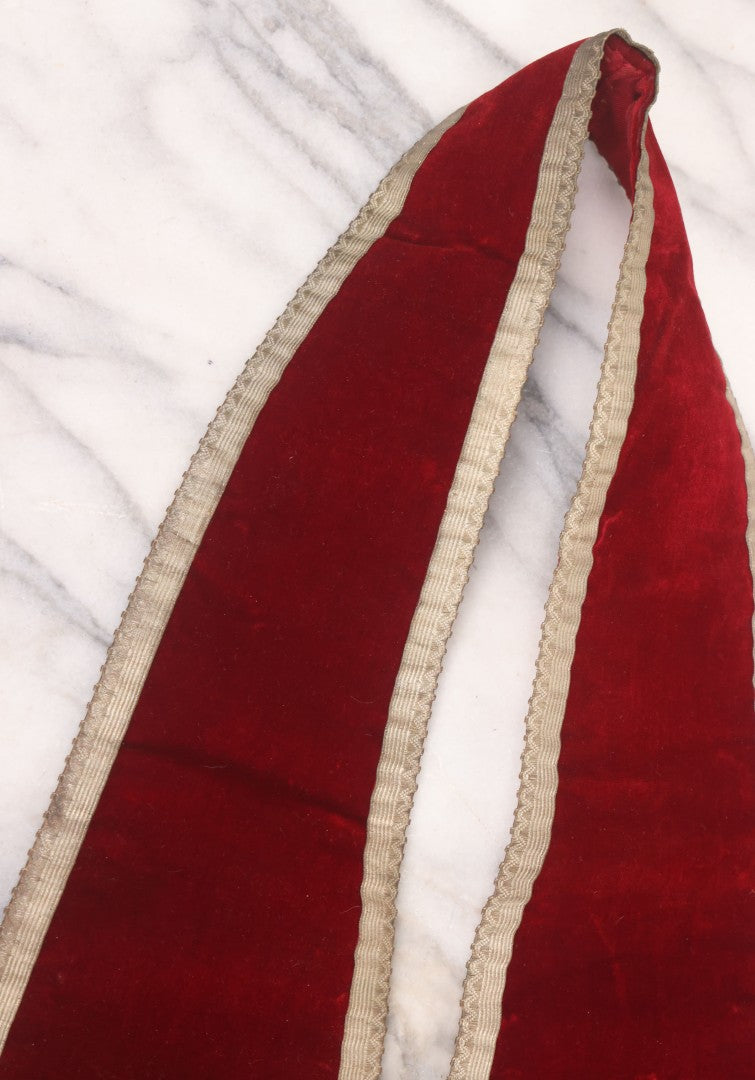 Lot 014 - Single Antique Fraternal Sash Collar With Red Coloring, Red, White, And Blue Fabric Medallion, And Silver Colored Tassels