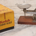 Lot 067 - Vintage Kodak Studio Scale For Photographic Purposes, Complete With Trays And All Weights, In Original Box, Made By Eastman Kodak Co., Rochester, New York