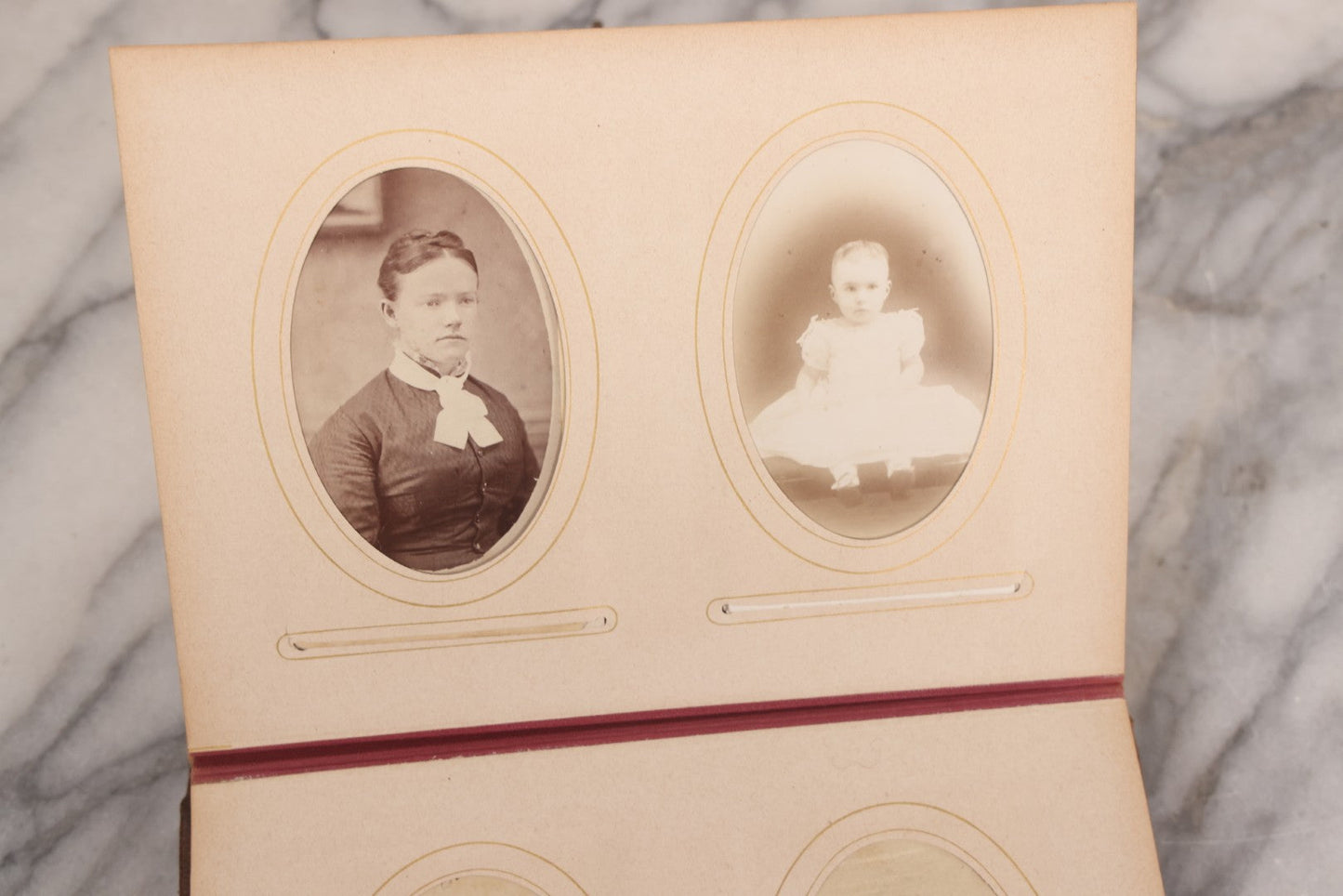 Lot 089 - Antique Leather Cabinet Card Photo Album With Engraved Metal Clasp "Bertha", Containing 6 Cabinet Card And 67 Carte De Visite C.D.V. Photos