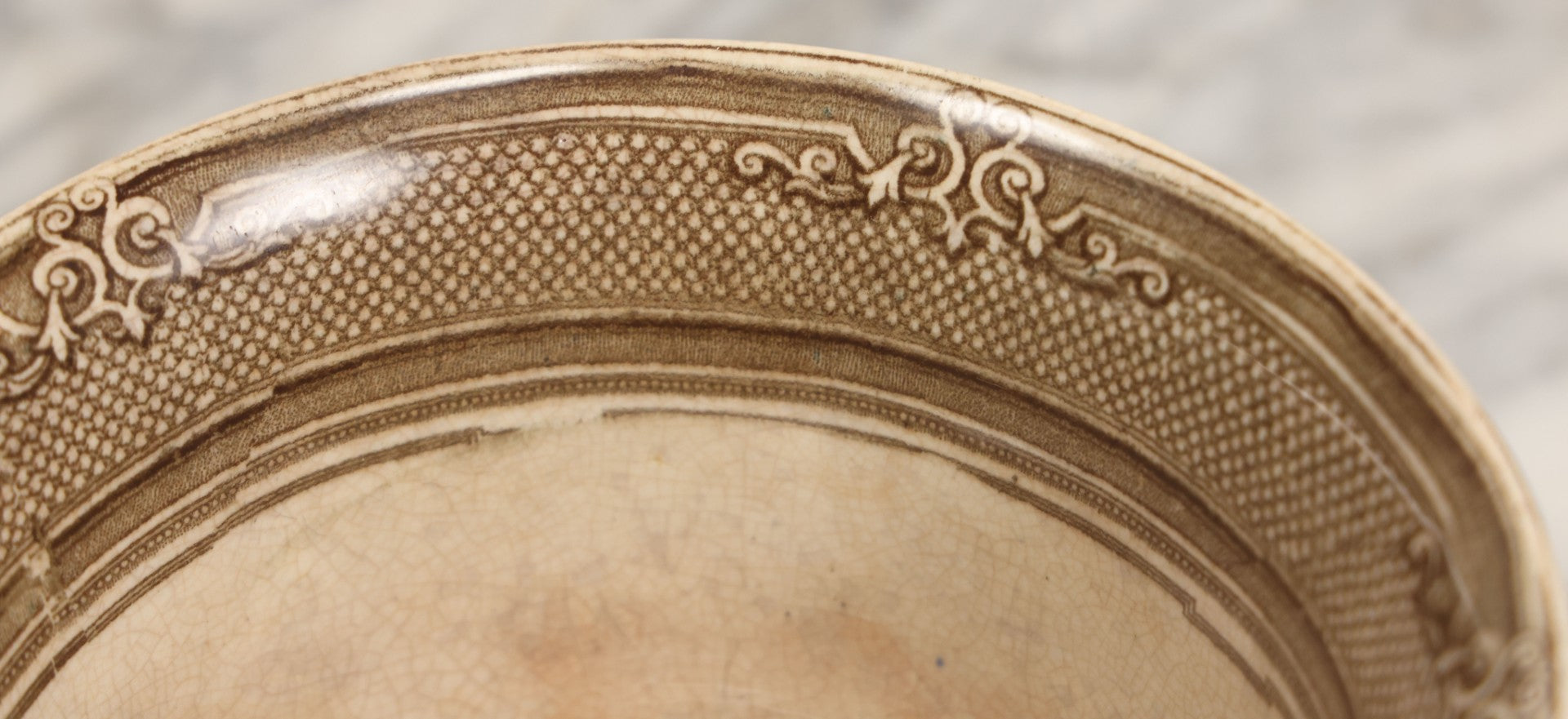 Lot 103 - Antique Transferware Bow With Woman And Urn Motifs