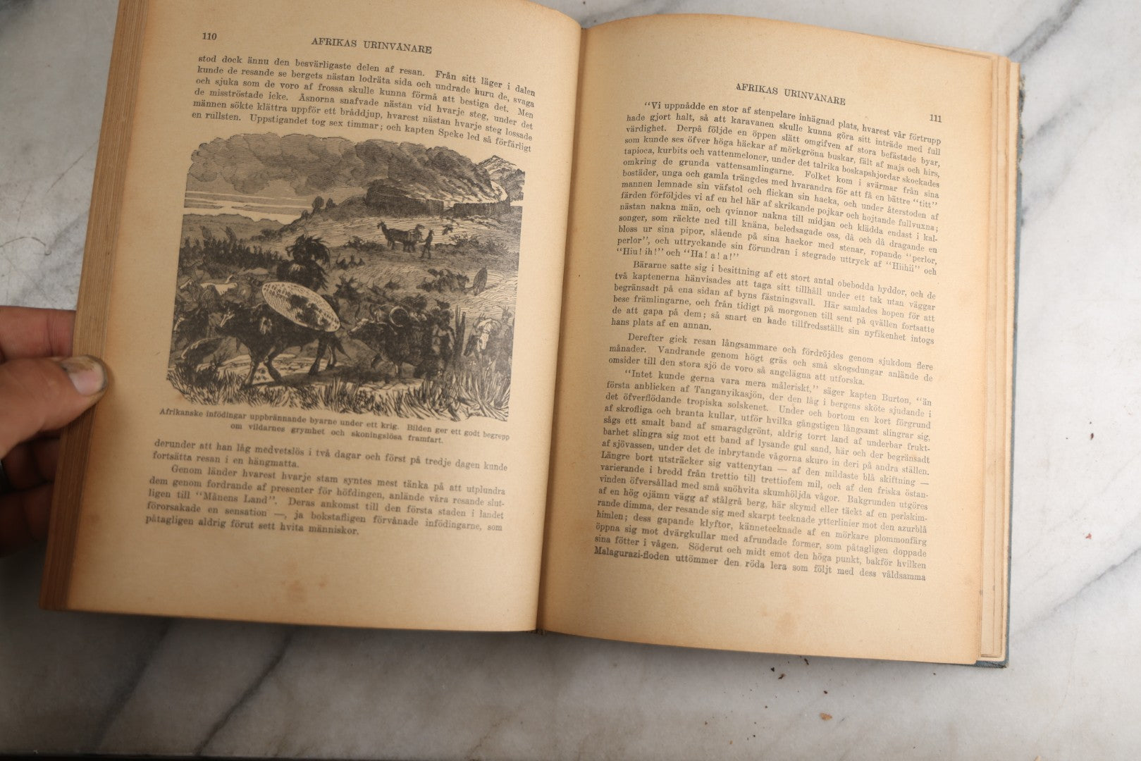 Lot 173 - "Roosevelt's Jagt-Äfventyr I Afrikas Vildmarken" (“Roosevelt’S Hunting Adventures In Africa’S Wilderness”) Antique Swedish Language Big Game Hunting & Exploration Book By Professor Axel Lundeberg, J.T. Moss, Publisher, 1909, Note Wear