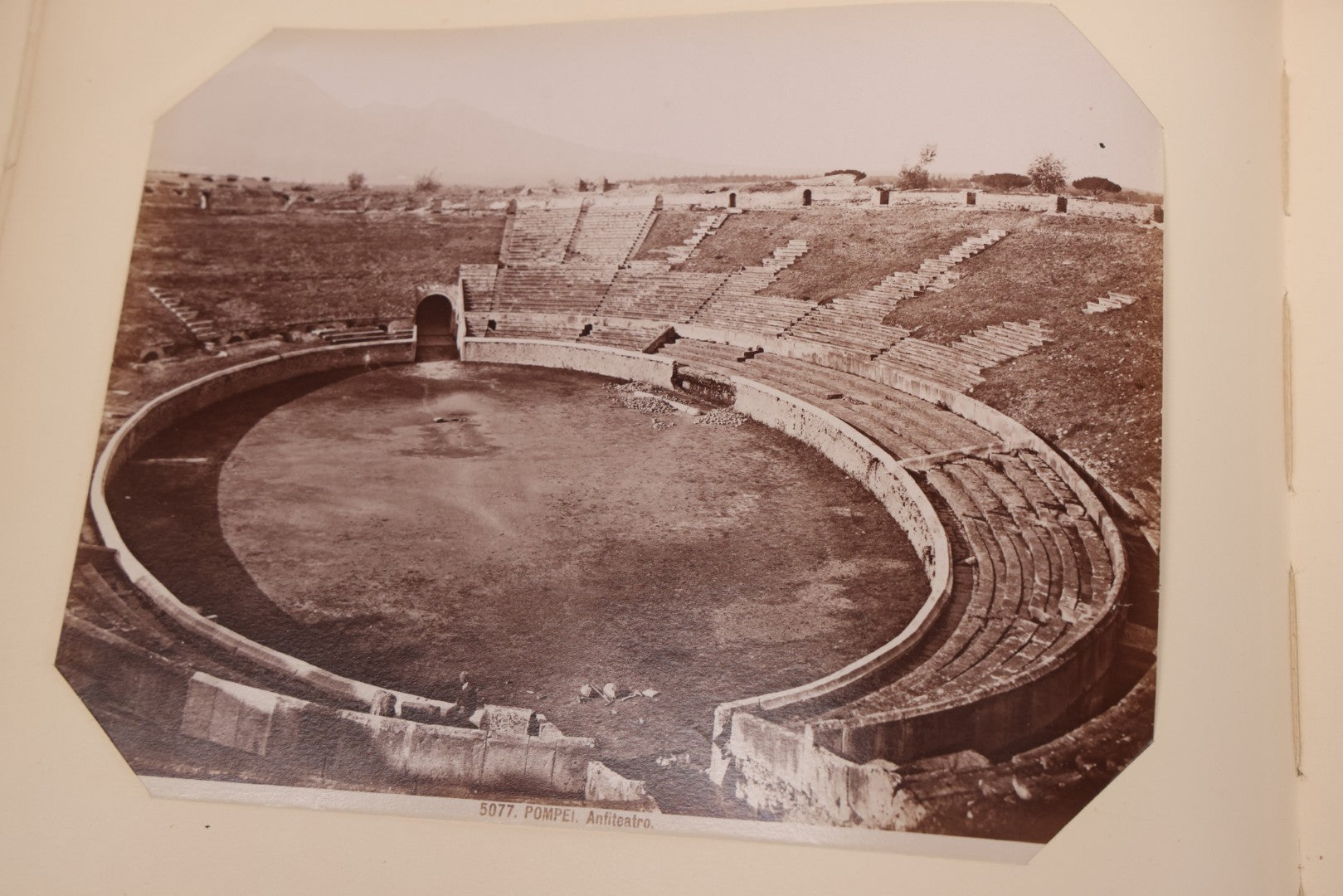 Lot 071 - Antique Photo Album With Approximately 100 Souvenir Photographs Of Landmarks In Italy, Including Churches And Cathedrals, Venice Canals, Ancient Ruins, Pompeii, Architecture, Doorways, Art And Statues