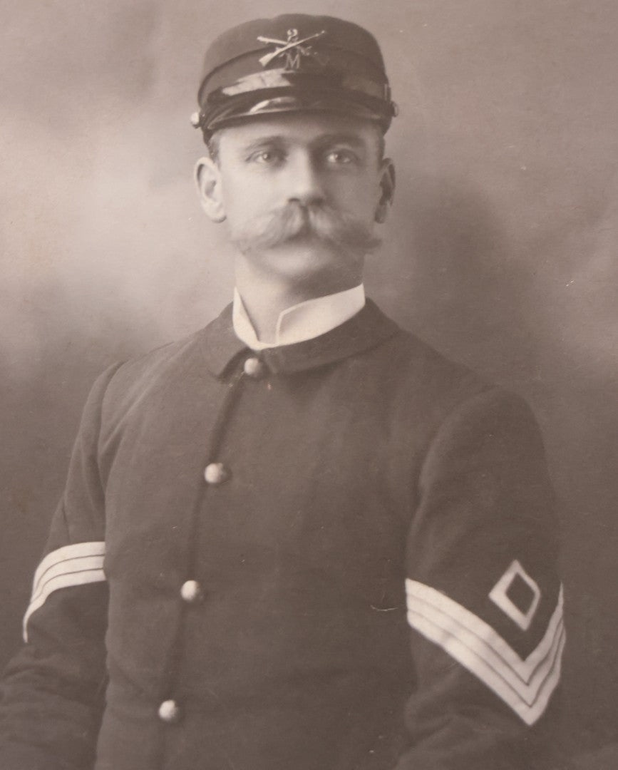 Lot 103 - Antique Cabinet Card Photograph Of A Soldier Of The 3rd Nebraska Infantry Regiment, Identified On Verso As Lieutenant Perry, Possibly Lieutenant Charles H. Perry, Spanish American War Era, Baumann, Photographer, Grand Island, Nebraska