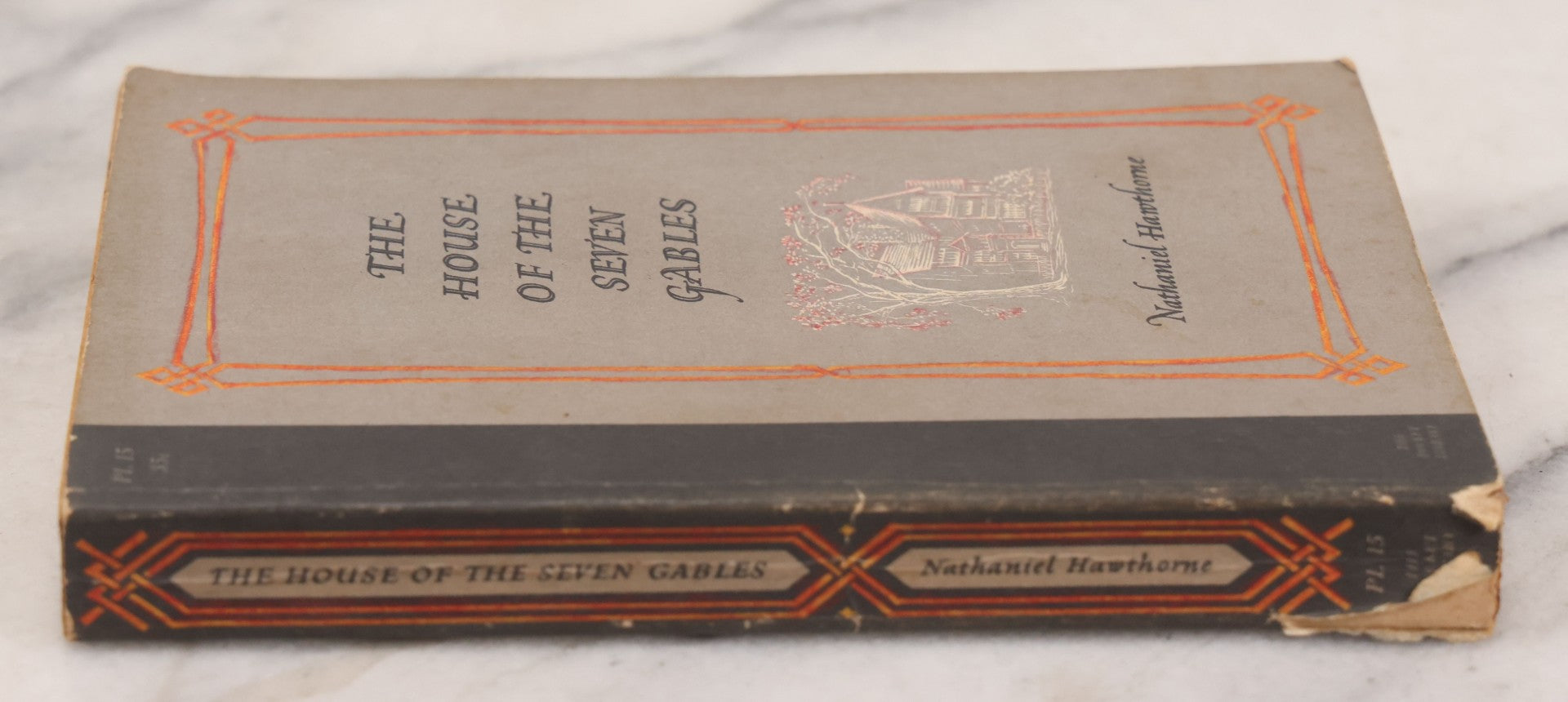 Lot 123 - "The House Of The Seven Gables" Vintage Book By Nathaniel Hawthorne, Based On House In Salem, Massachusetts, Pocket Library Edition, Published By Pocket Books Inc., New York, 7th Printing April 1958
