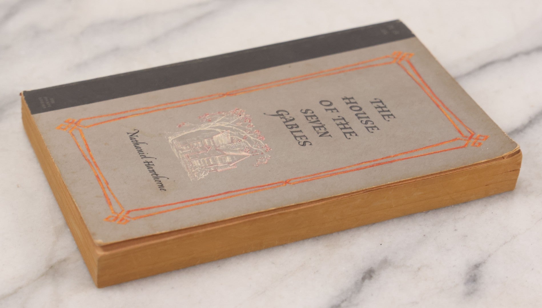 Lot 123 - "The House Of The Seven Gables" Vintage Book By Nathaniel Hawthorne, Based On House In Salem, Massachusetts, Pocket Library Edition, Published By Pocket Books Inc., New York, 7th Printing April 1958