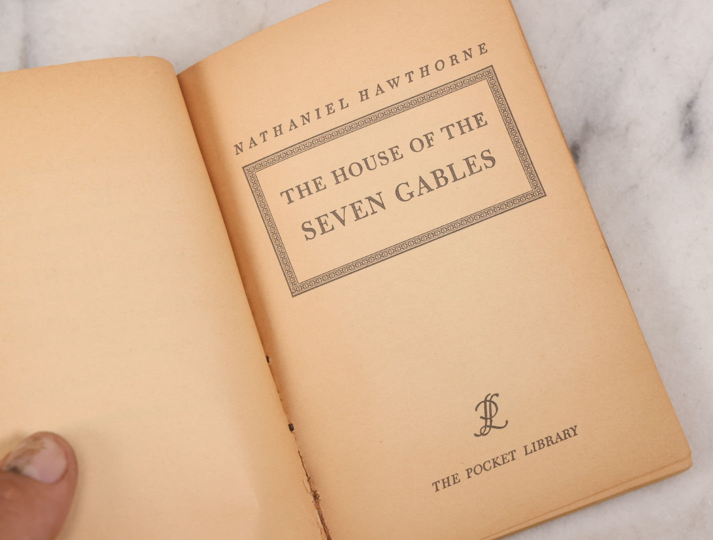 Lot 123 - "The House Of The Seven Gables" Vintage Book By Nathaniel Hawthorne, Based On House In Salem, Massachusetts, Pocket Library Edition, Published By Pocket Books Inc., New York, 7th Printing April 1958