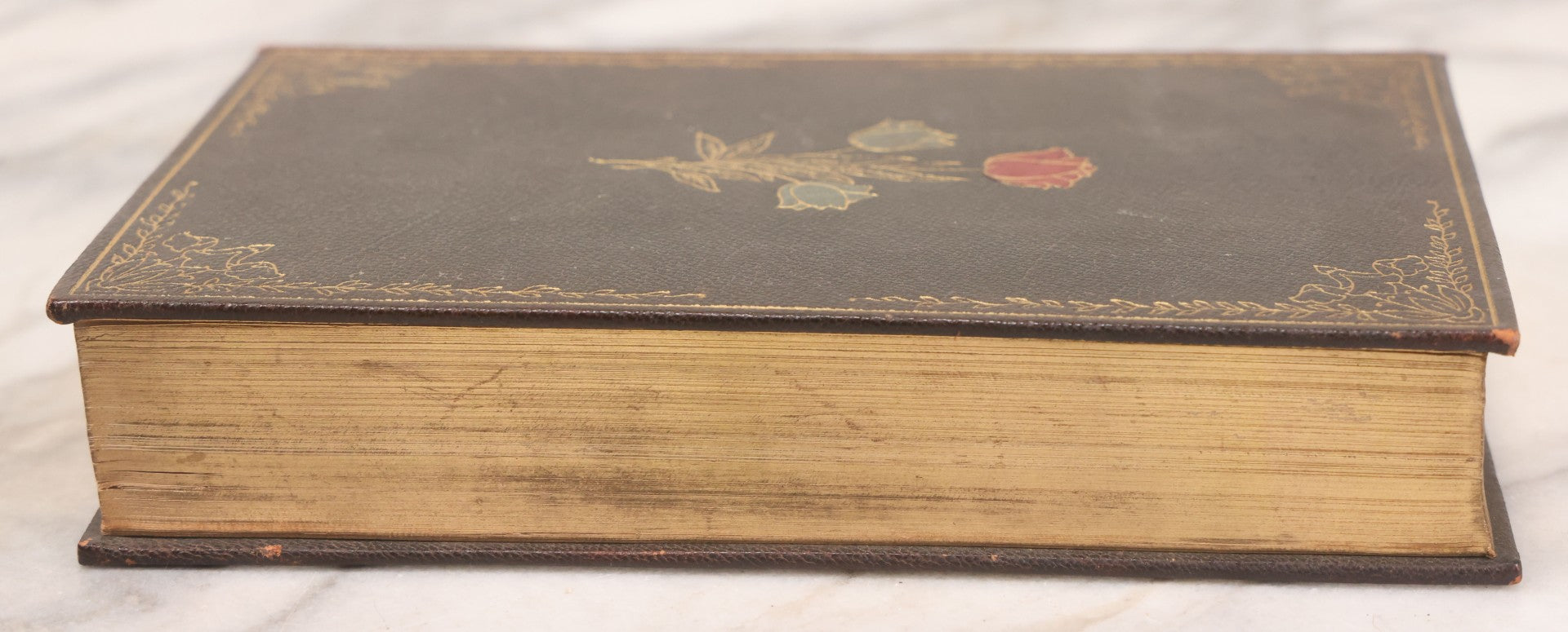 Lot 135 - "The Complete Poetical Works Of Sir Walter Scott" Antique Illustrated Book, Fine Binding, Painted Leather Cover With Gold Text And Details, Gold Fore-Edge, Christmas 1909 Inscription, Published By Thomas Y. Crowell & Co., New York, 1894