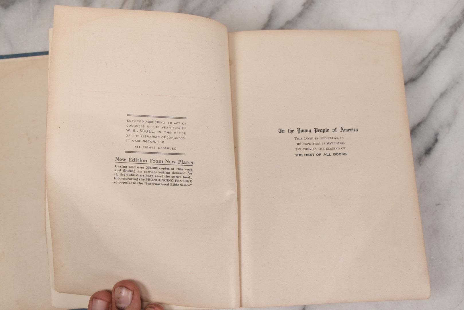 Lot 138 - "Self Pronouncing Story Of The Bible" Antique Illustrated Book Of Bible Stories By Rev. Jesse Lyman Hurlbut, Published By W.E. Scull, 1904