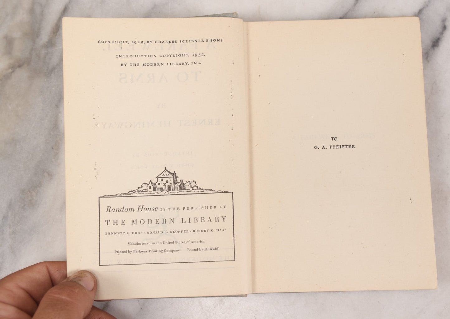 Lot 142 - "A Farewell To Arms" Vintage Book By Ernest Hemingway, The Modern Library, New York, Copyright 1929 (Scribner's), Introduction Copyright 1932 By The Modern Library