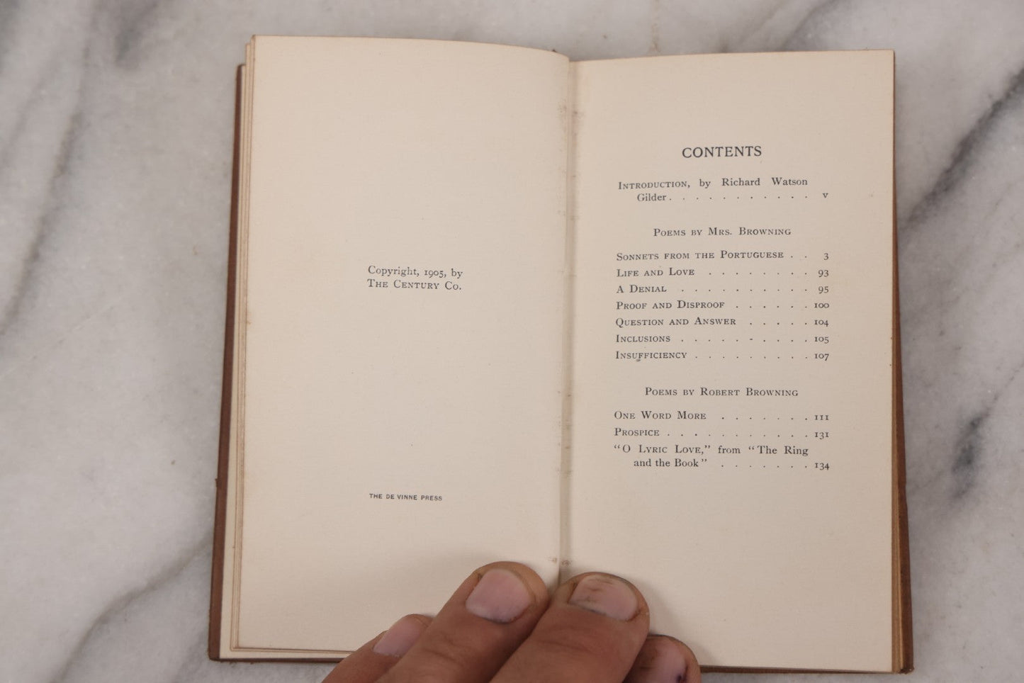 Lot 146 - "Sonnets From The Portuguese And Other Poems" By Elizabeth Barrett Browning And "One Word More And Other Poems" By Robert Browning, Two Works In One Antique Miniature Book, Published By The Century Co., New York, 1905
