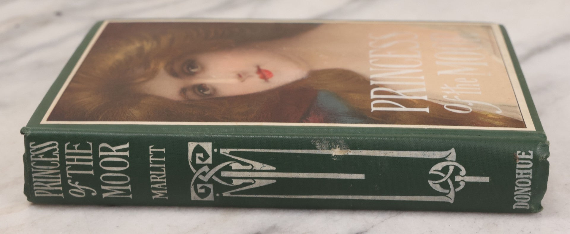Lot 147 - "The Princess Of The Moor " (Das Haideprinzesschen) Antique Historical Fiction Book By E. Marlitt (Eugenie John), Published By M.A. Donohue & Co., Chicago, With Lithographed Cover Of Beautiful Woman Copyright 1906 By The Forbes Litho. Mfg. Co.