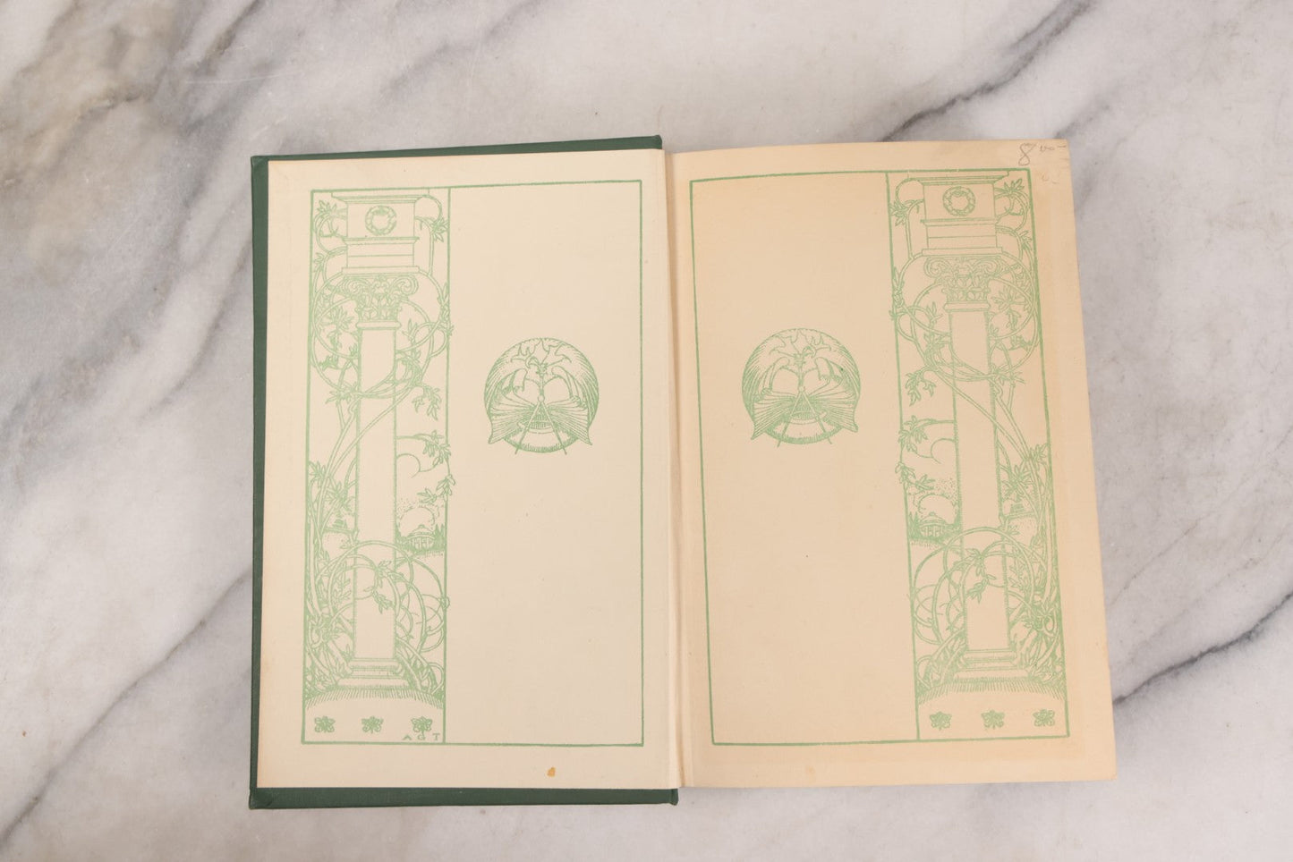 Lot 147 - "The Princess Of The Moor " (Das Haideprinzesschen) Antique Historical Fiction Book By E. Marlitt (Eugenie John), Published By M.A. Donohue & Co., Chicago, With Lithographed Cover Of Beautiful Woman Copyright 1906 By The Forbes Litho. Mfg. Co.