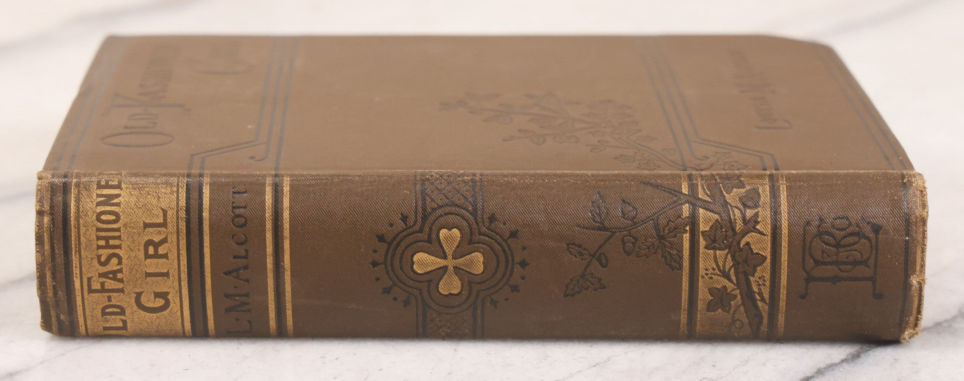 Lot 150 - "An Old-Fashioned Girl" Antique Novel Book By Louisa May Alcott, Illustrated, Published By Little, Brown, And Company, Boston, 1902
