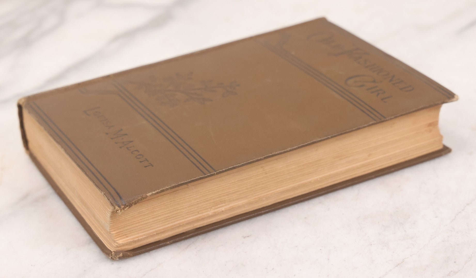 Lot 150 - "An Old-Fashioned Girl" Antique Novel Book By Louisa May Alcott, Illustrated, Published By Little, Brown, And Company, Boston, 1902