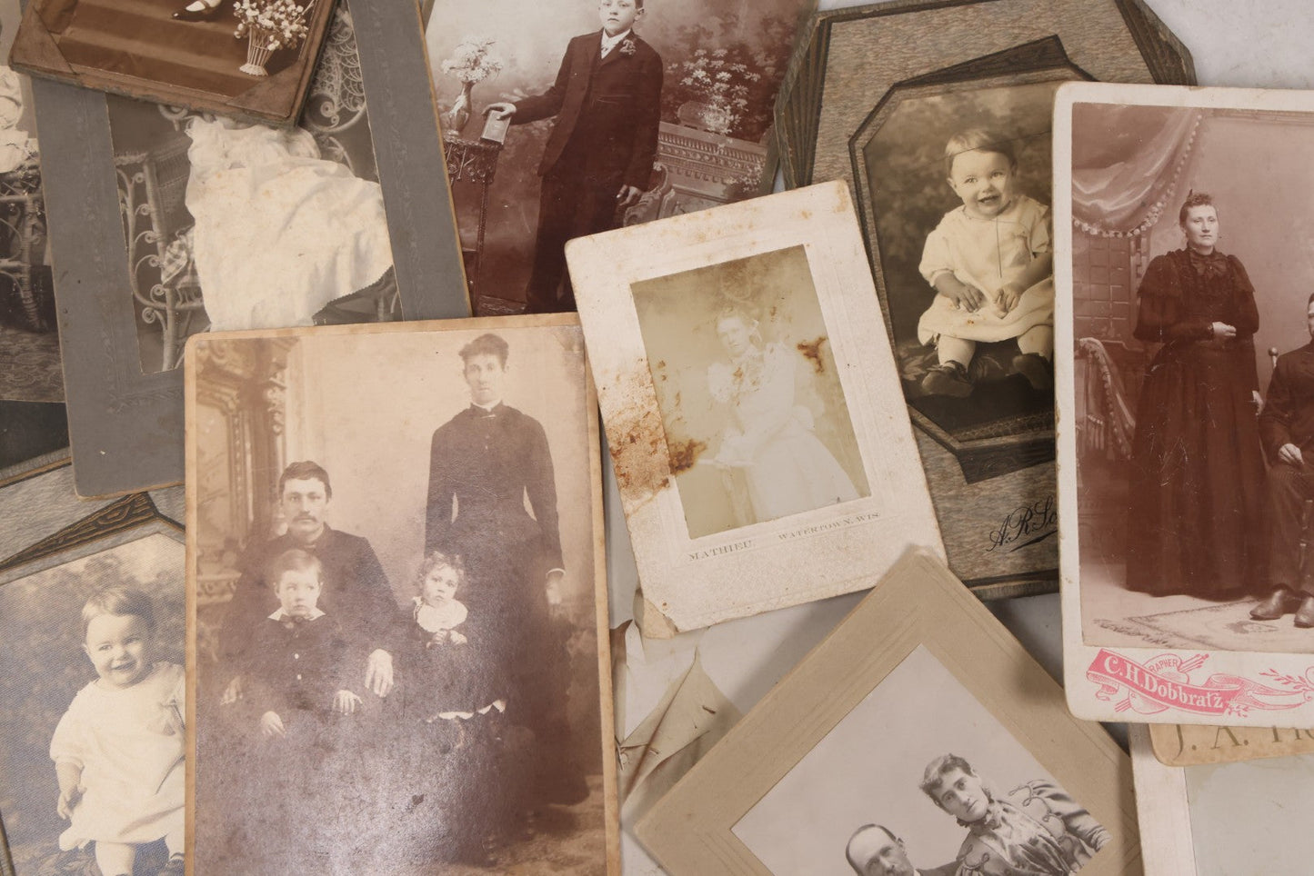 Lot 160 - Grouping Of 17 Antique Boarded, Cabinet Card, And Other Photographs, Including Portraits Of Babies, Family Portraits, And R.P.P.C. Of Children