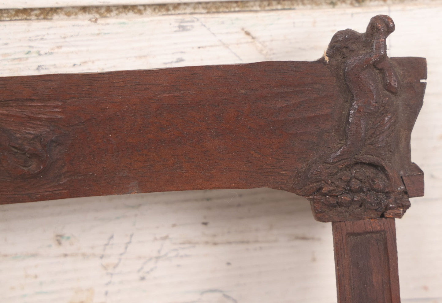 Lot 086 - Antique Hand Carved Wood Folk Art Frame With Griffin Motif, Coat Of Arms, Cherub Corners, Original Finish, 18-1/2" x 9-1/4"