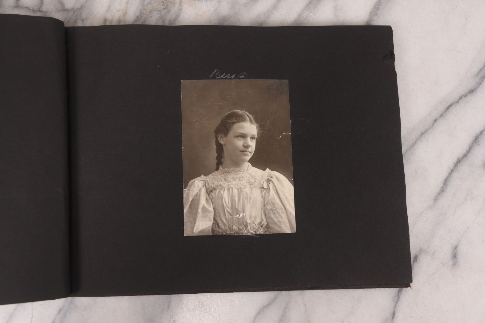 Lot 095 - Antique Family Photo Album With 25+ Portrait And Snapshot Photographs, Mostly Of Children, Including New York Sightseeing Trolley Photo, And Several Additional Loose Snapshot Photos
