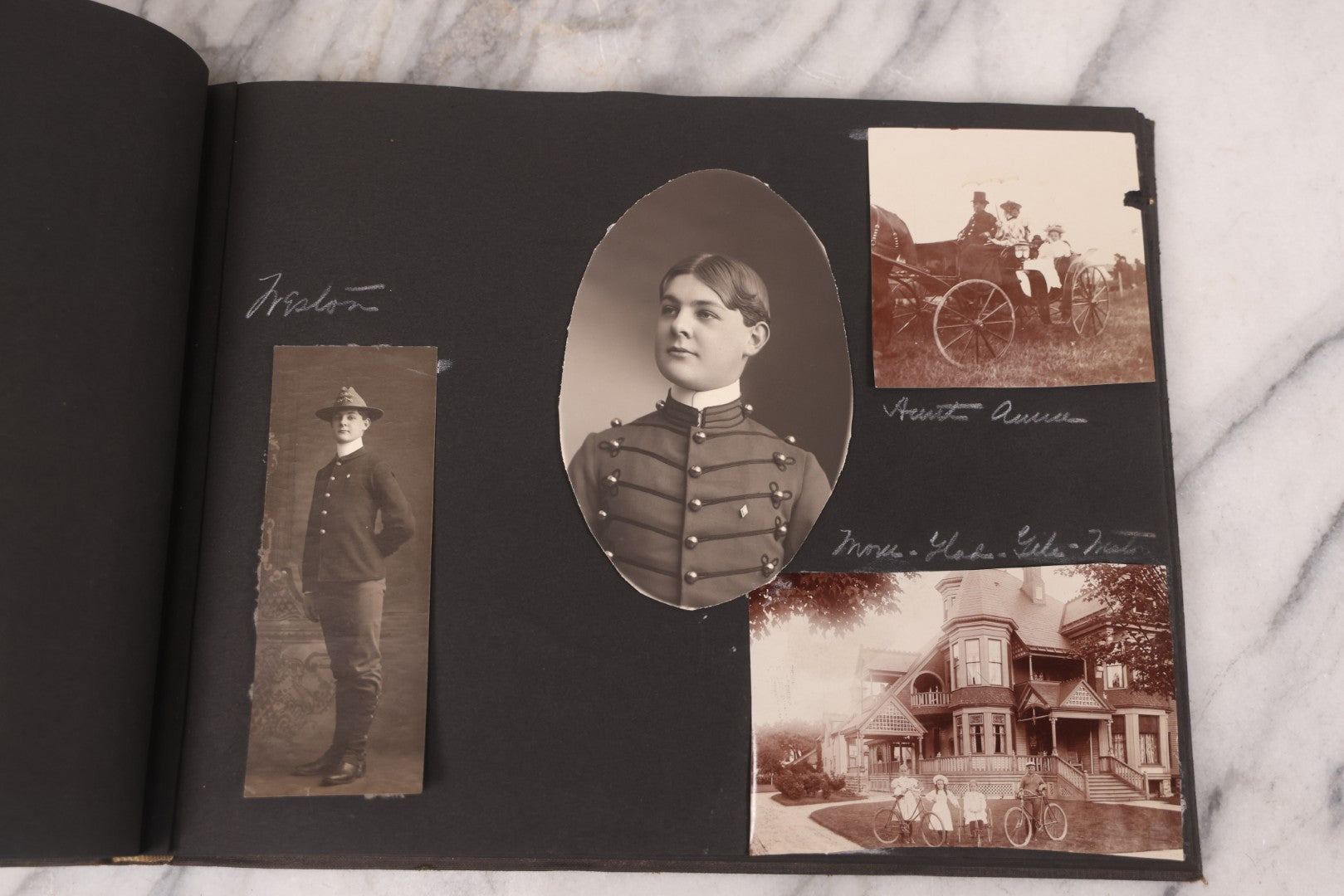 Lot 095 - Antique Family Photo Album With 25+ Portrait And Snapshot Photographs, Mostly Of Children, Including New York Sightseeing Trolley Photo, And Several Additional Loose Snapshot Photos