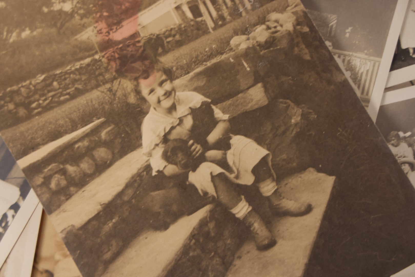 Lot 095 - Antique Family Photo Album With 25+ Portrait And Snapshot Photographs, Mostly Of Children, Including New York Sightseeing Trolley Photo, And Several Additional Loose Snapshot Photos
