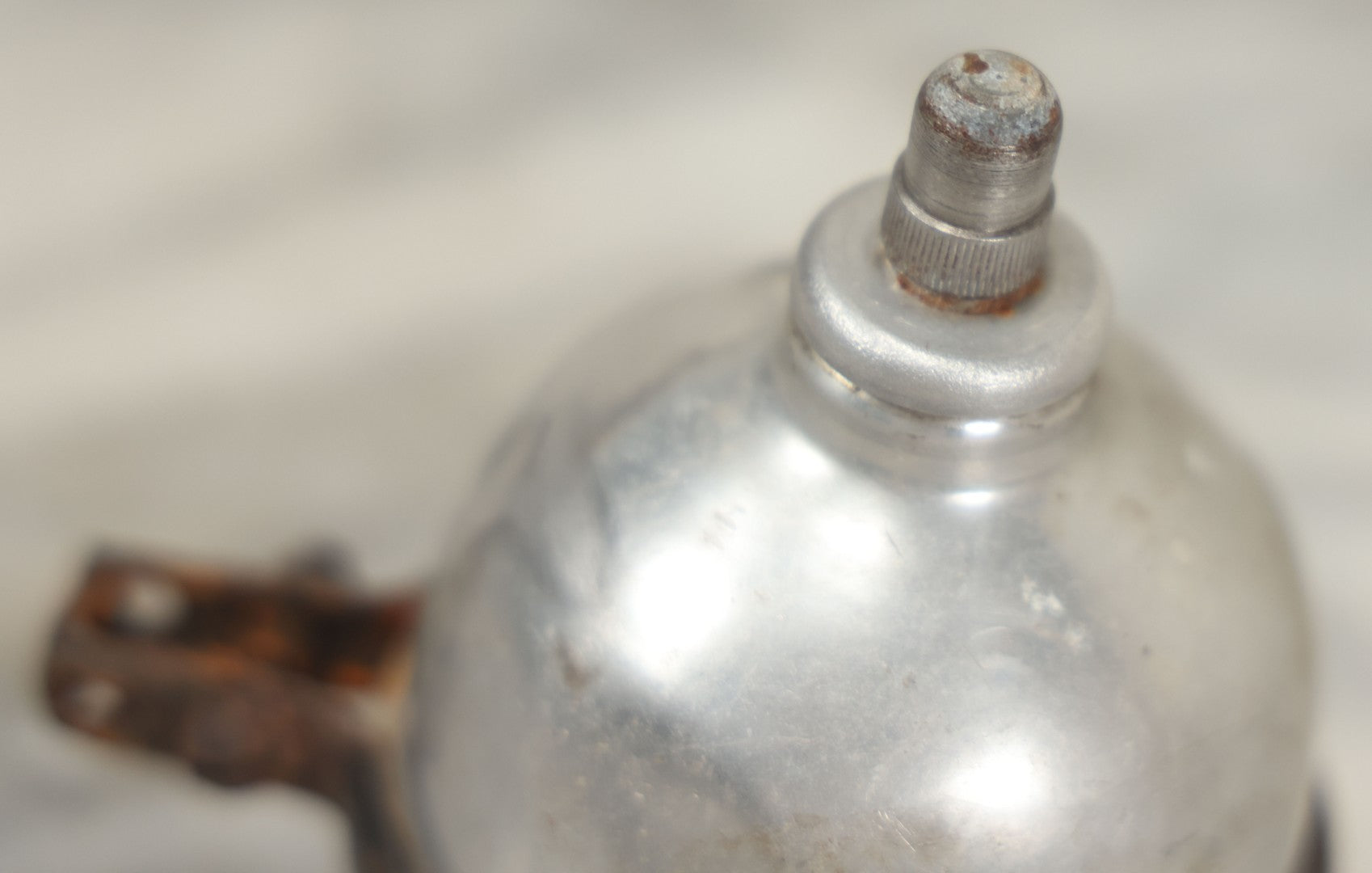 Lot 082 - Antique Pearson's-Majestic Mfg. Co. Bicycle Siren, Worcester, Massachusetts, Untested
