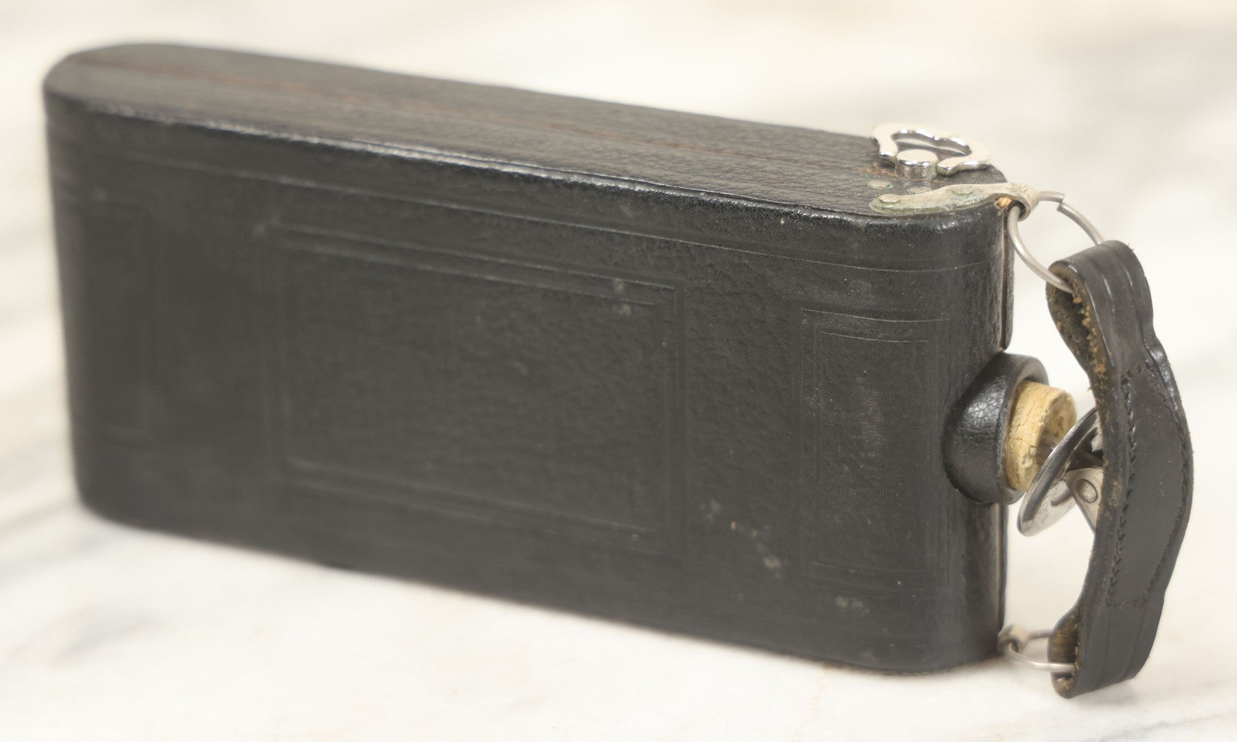 Lot 085 - Vintage Drinking Flask Disguised As Antique Folding Camera With Internal Pyrex Glass Flask, Note Missing Screw And Worn Stopper