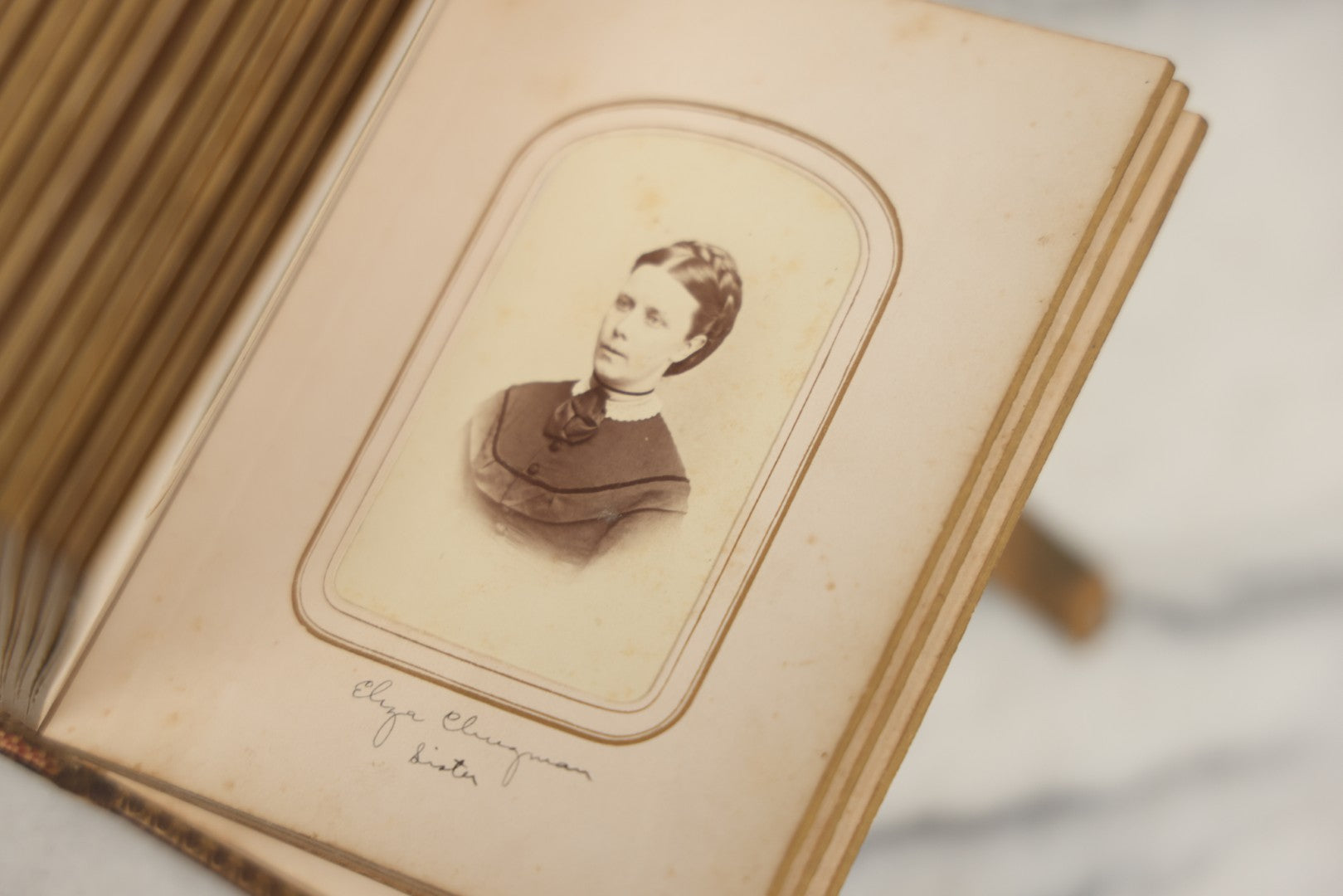 Lot 086 - Antique Family Photo Album With 32 Carte De Visite C.D.V. Photographs And 3 Tintypes, Mostly Of The Clingman Family, Including Photo Of Thomas Clingman, Mortally Wounded At The Battle Of Shiloh, Album By J.B. Lippincott & Co., Philadelphia