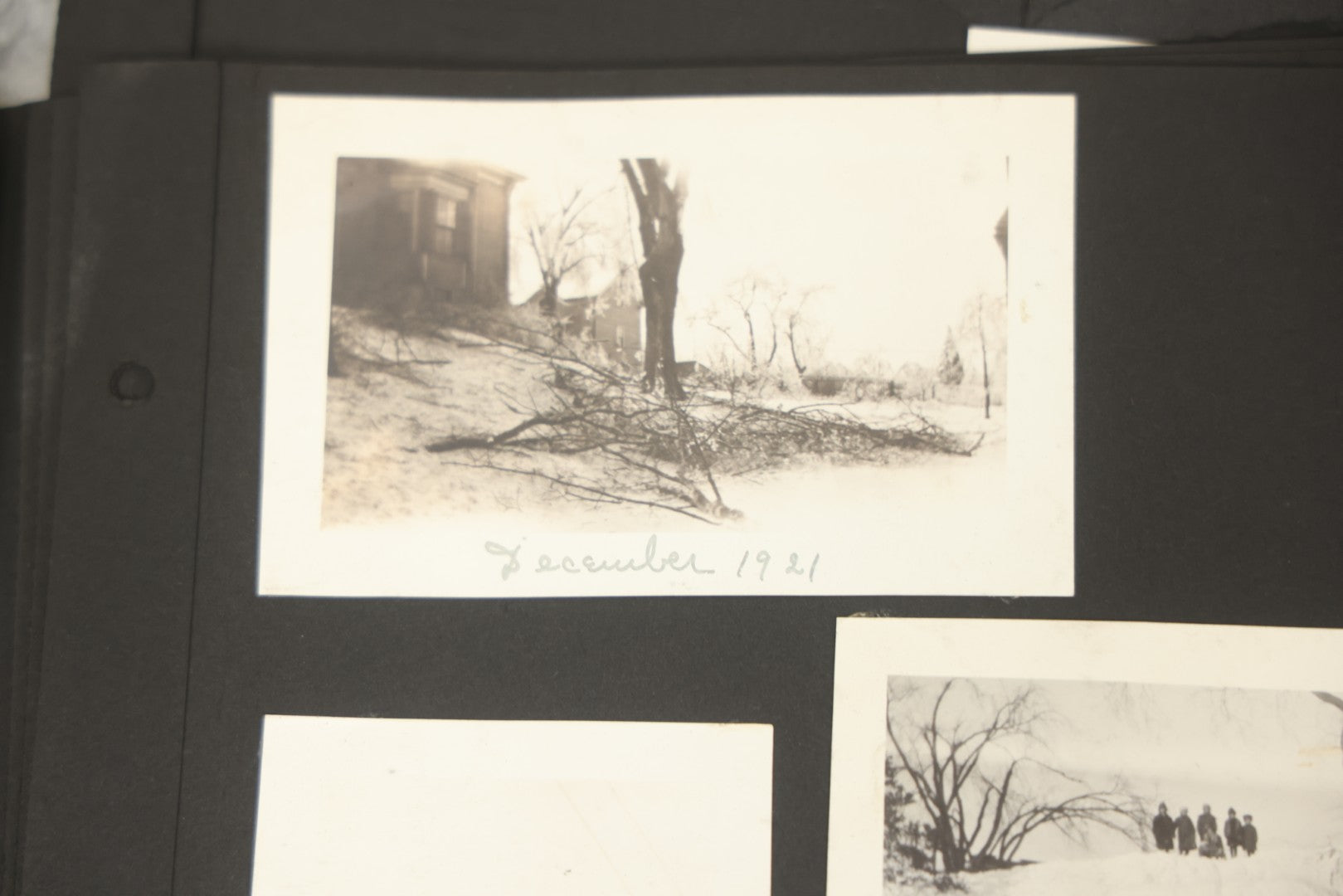 Lot 090 - Antique Snapshot Photo Album With 115+ Photographs, Early 1920s New England Scenes Including Lake Winnipesaukee, Quarry In Rockport Maine, And Winter Views