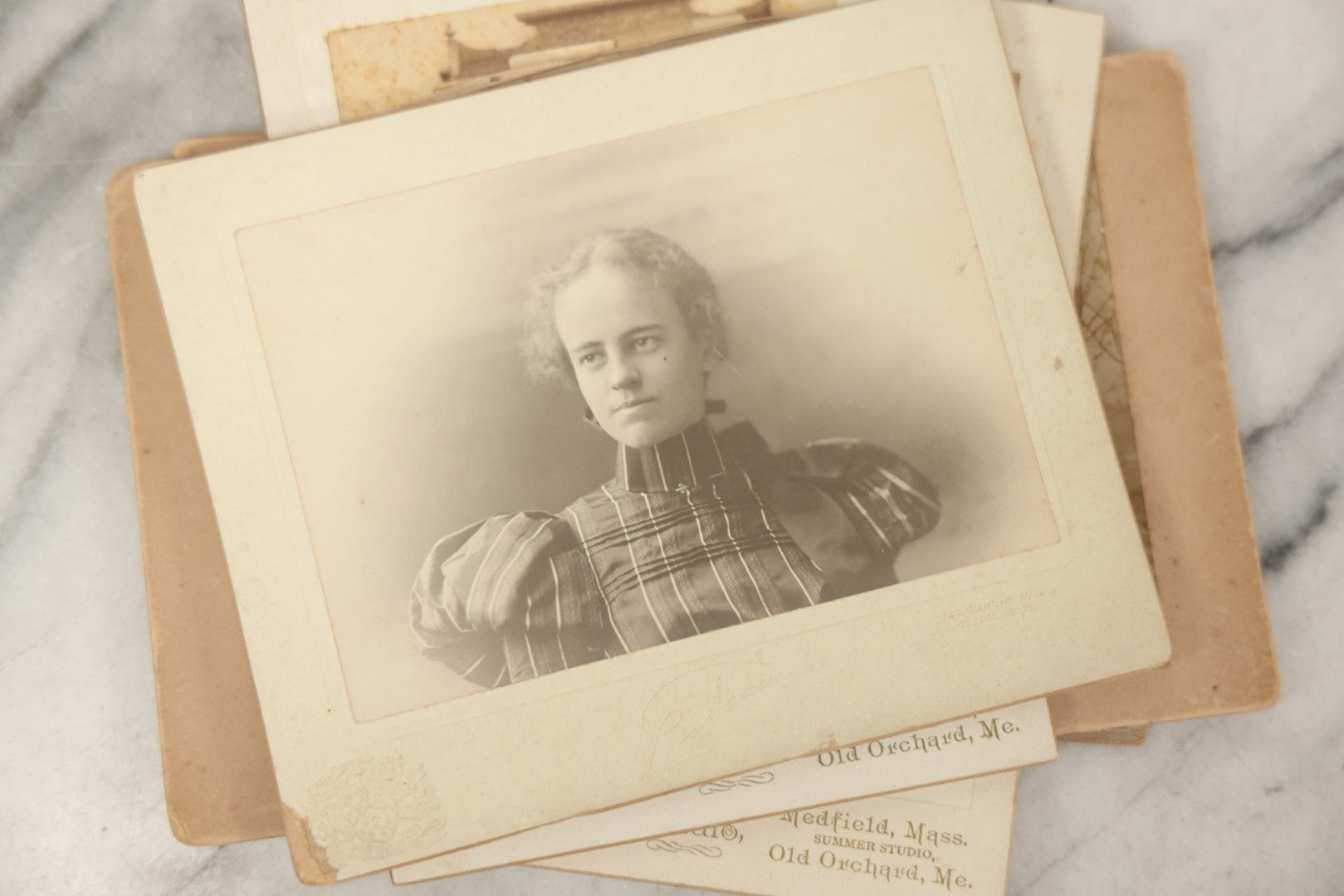 Lot 095 - Grouping Of 22 Antique Cabinet Card And Boarded Photographs, Mostly Portraits Of Men, Women, And Children, Including Two Views Of Houses