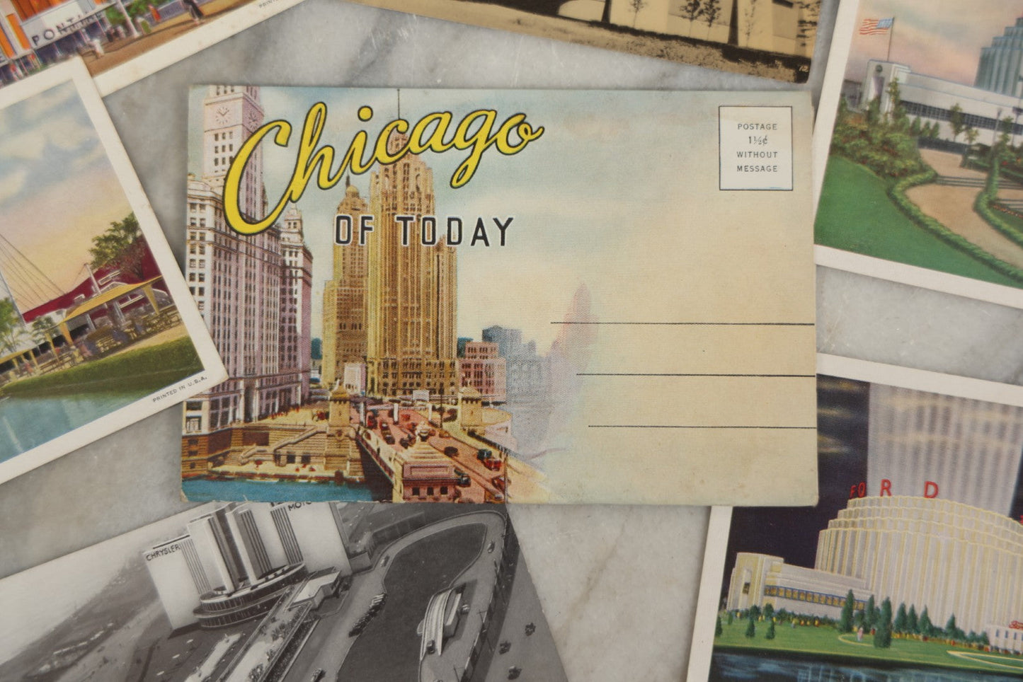 Lot 162 - Grouping Of Vintage Chicago Themed Postcards, Including Six Single Postcards And "Chicago Of Today" Souvenir Folder